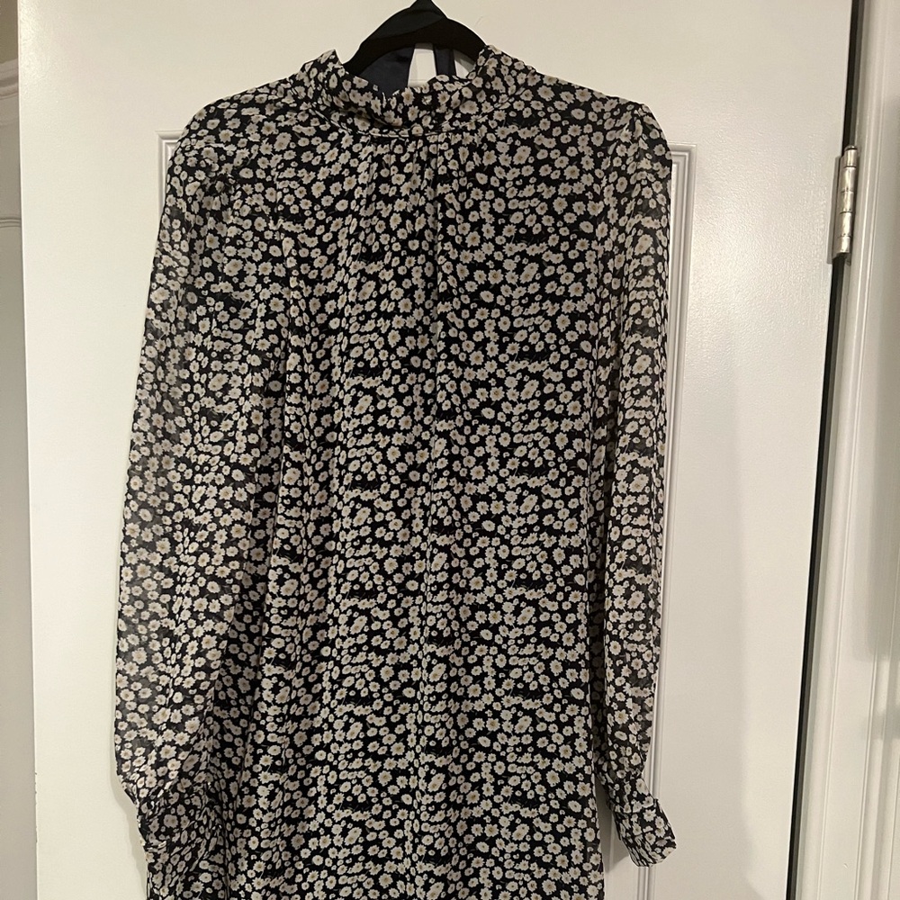 Emprada navy size medium dress.